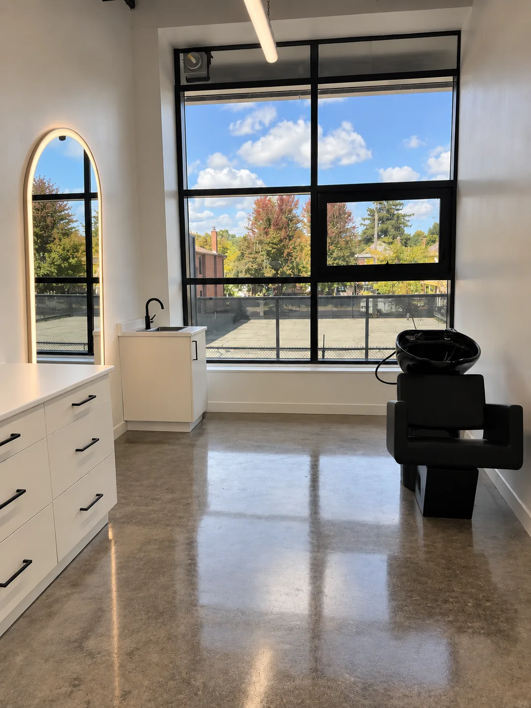Suite 02 — Signature, 165 SQF
